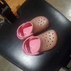 Toddler pink glitter crocs size 7